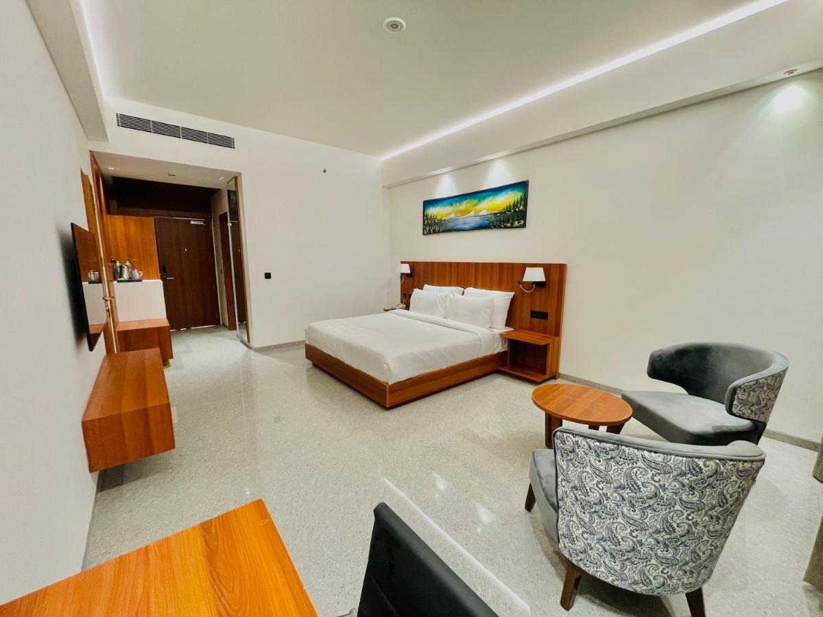 The Mars Resorts Meerut Exterior foto
